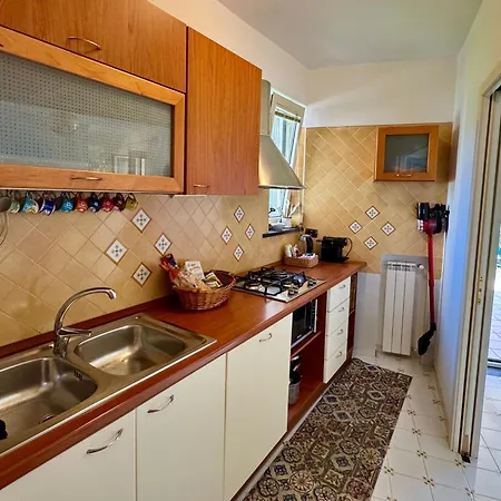 Teresa Con Piscina Costiera Amalfitana Vietri sul Mare
